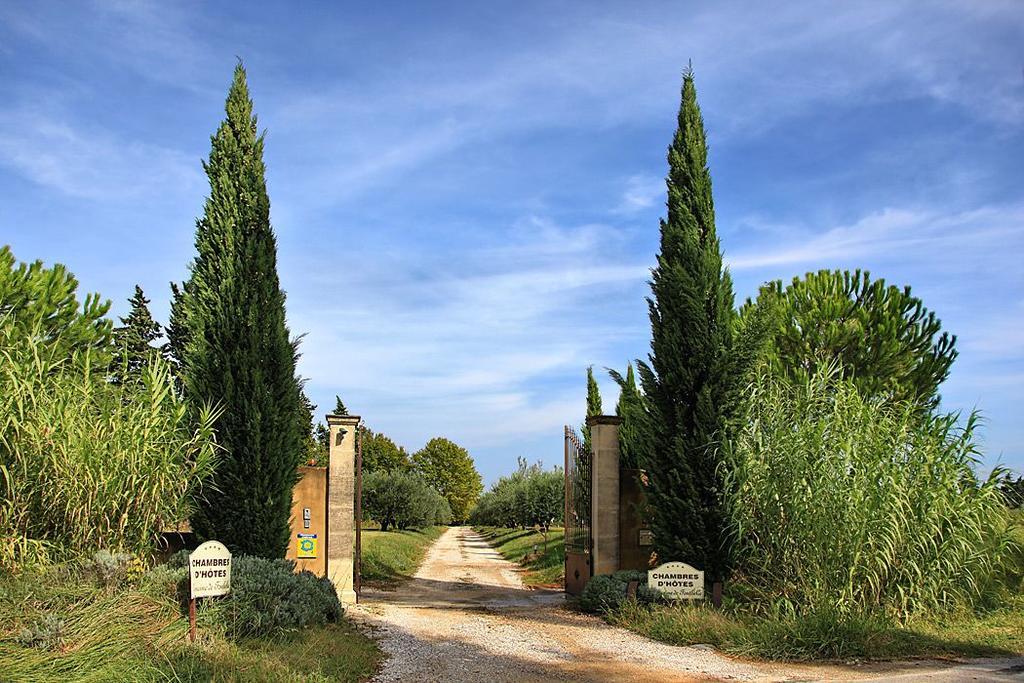 Domaine De Fontbelle Bed & Breakfast Graveson Exterior photo